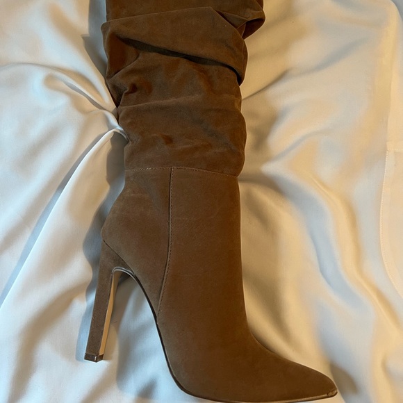 Reza slouchy stiletto boot - Picture 3 of 6